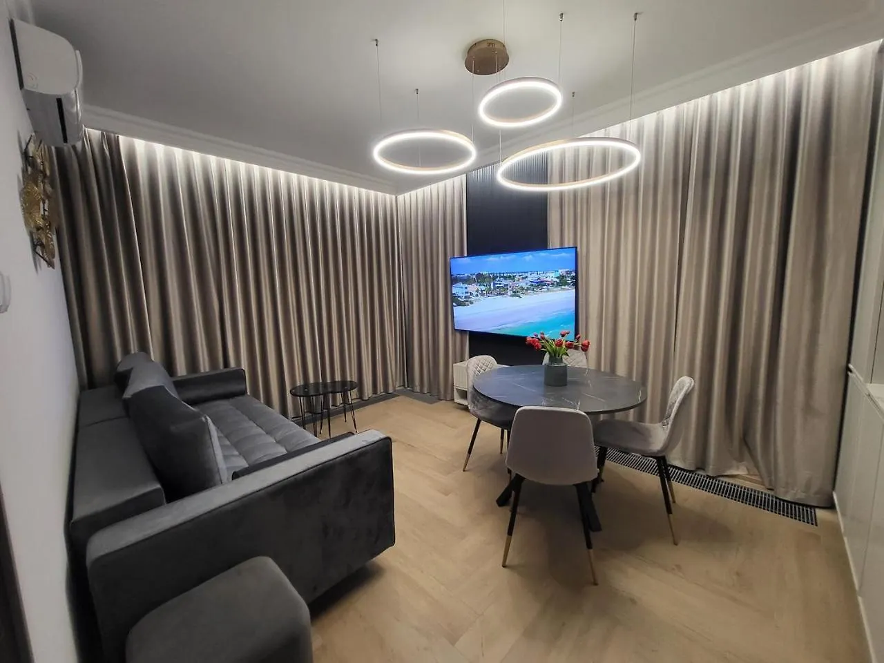 Vipwarsawapartments Pl Gold Mennica Residence 0*, وارسو بولندا